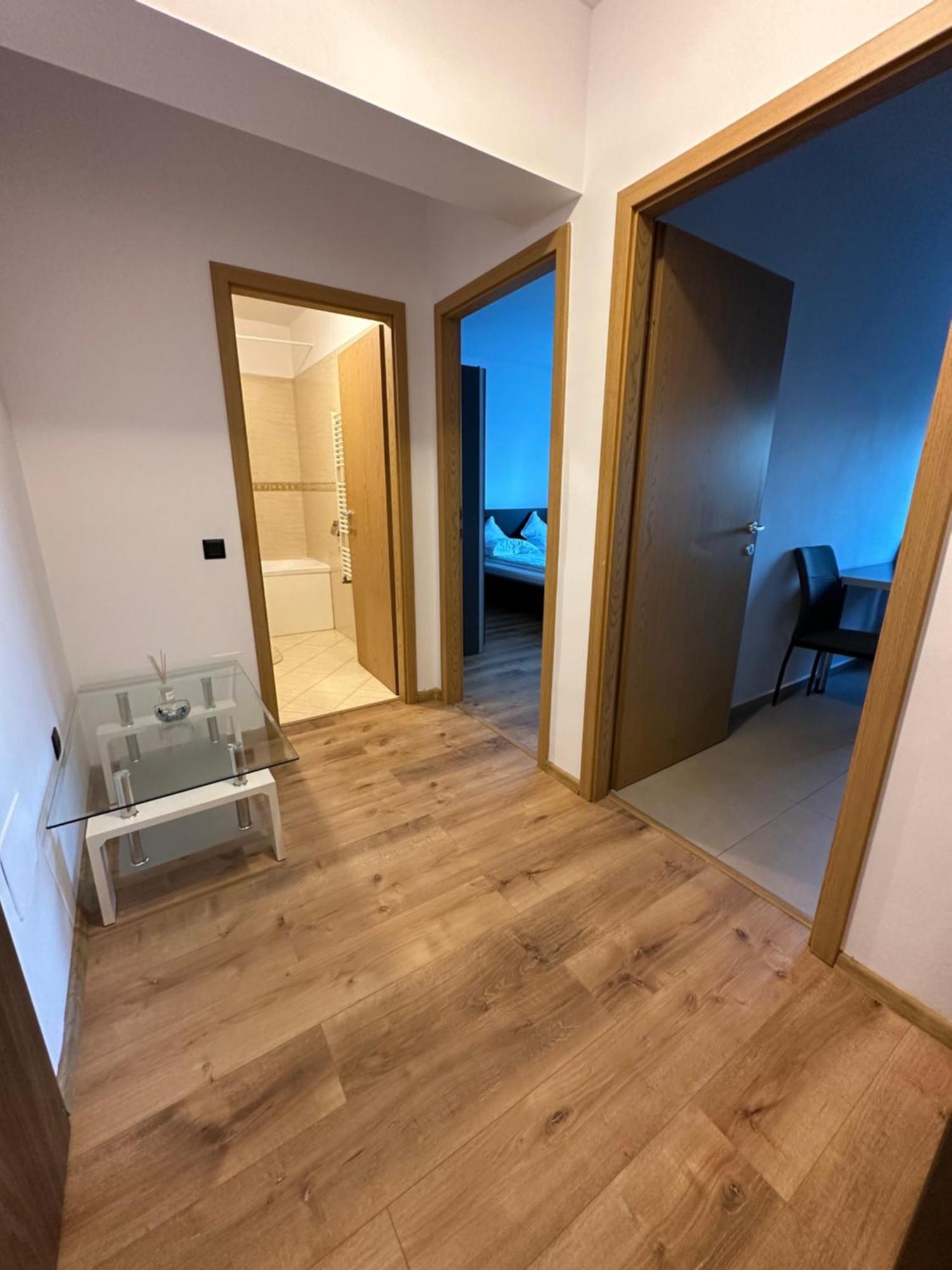 Junior Residence Studio คลูจ-นาโปกา ภายนอก รูปภาพ